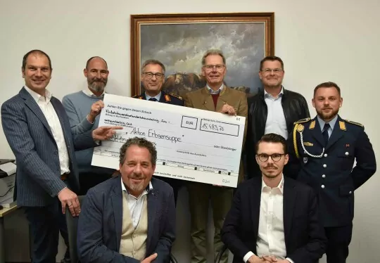 „Erbsensuppenspende“ für Stiftung Kinderhilfe