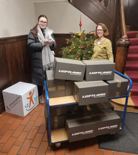 Vielen Dank an Left Lane für 20 Wunschboxen voller Teamgeist!