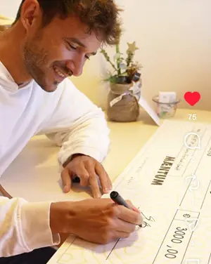 Spendenübergabe an die SVE von Maentum – Vielen Dank für die Unterstützung